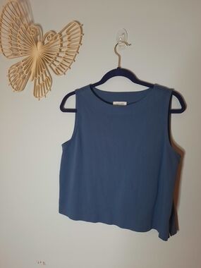 Haven of Talbots, Sz Med, 100% Organic Cotton, Blue Crop Tank Top, Very Soft